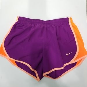 Girls Nike Tempo Shorts